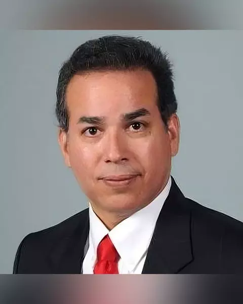 Adam Gomez, ’94